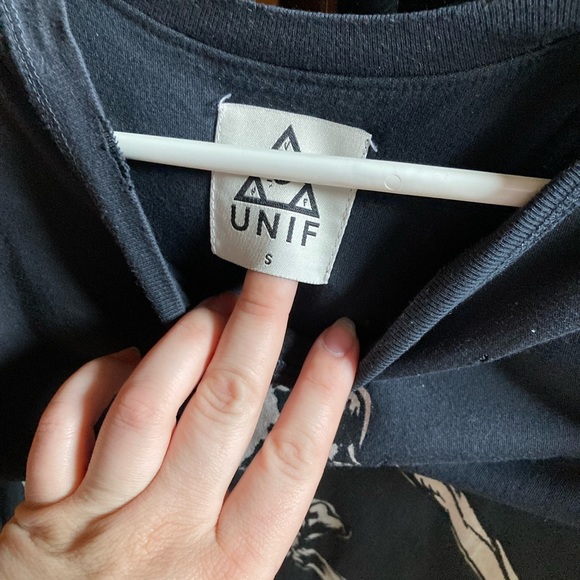 Unif - Picture 2 of 2